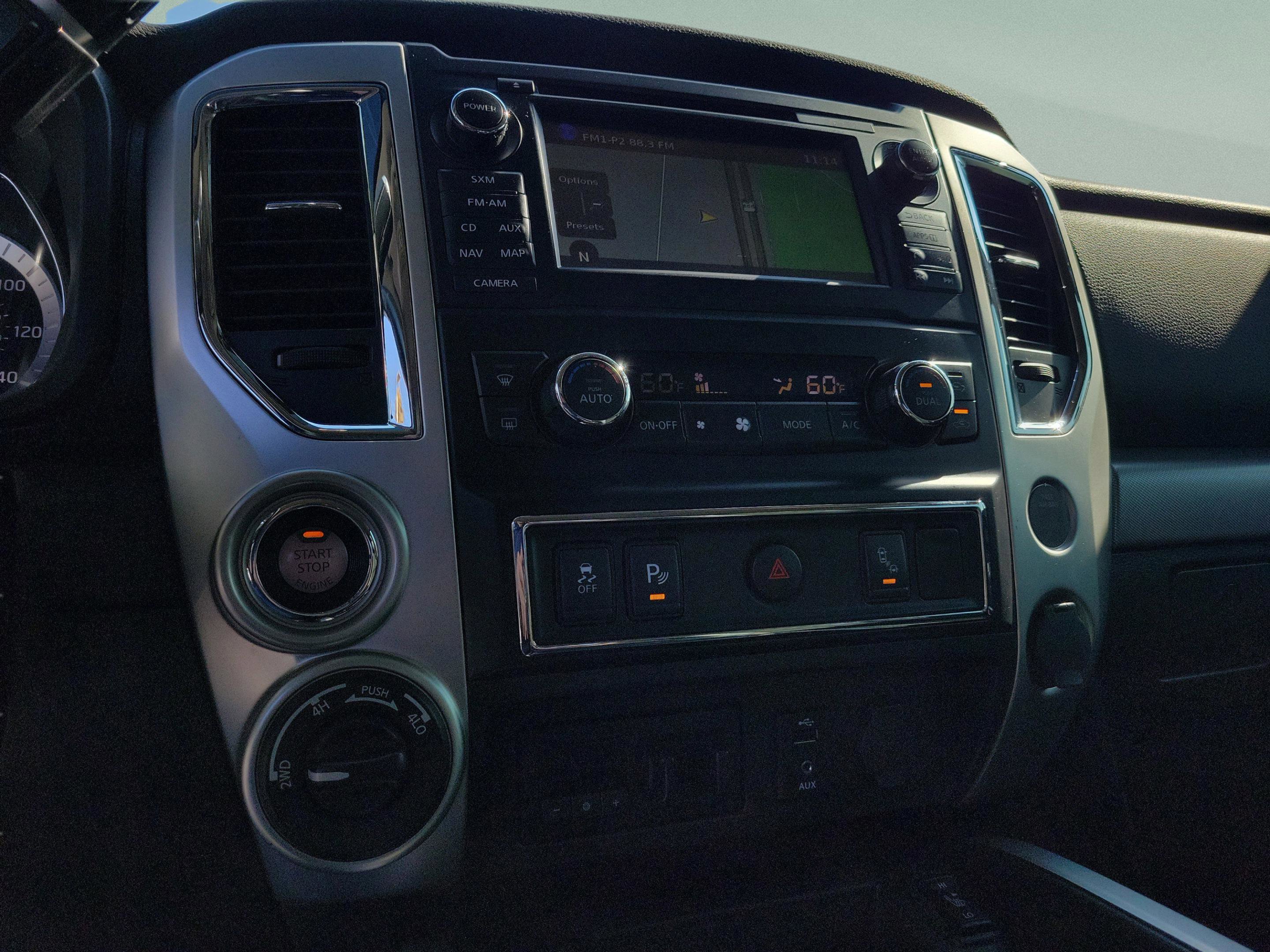 Used 2018 Nissan Titan PRO-4X image 25