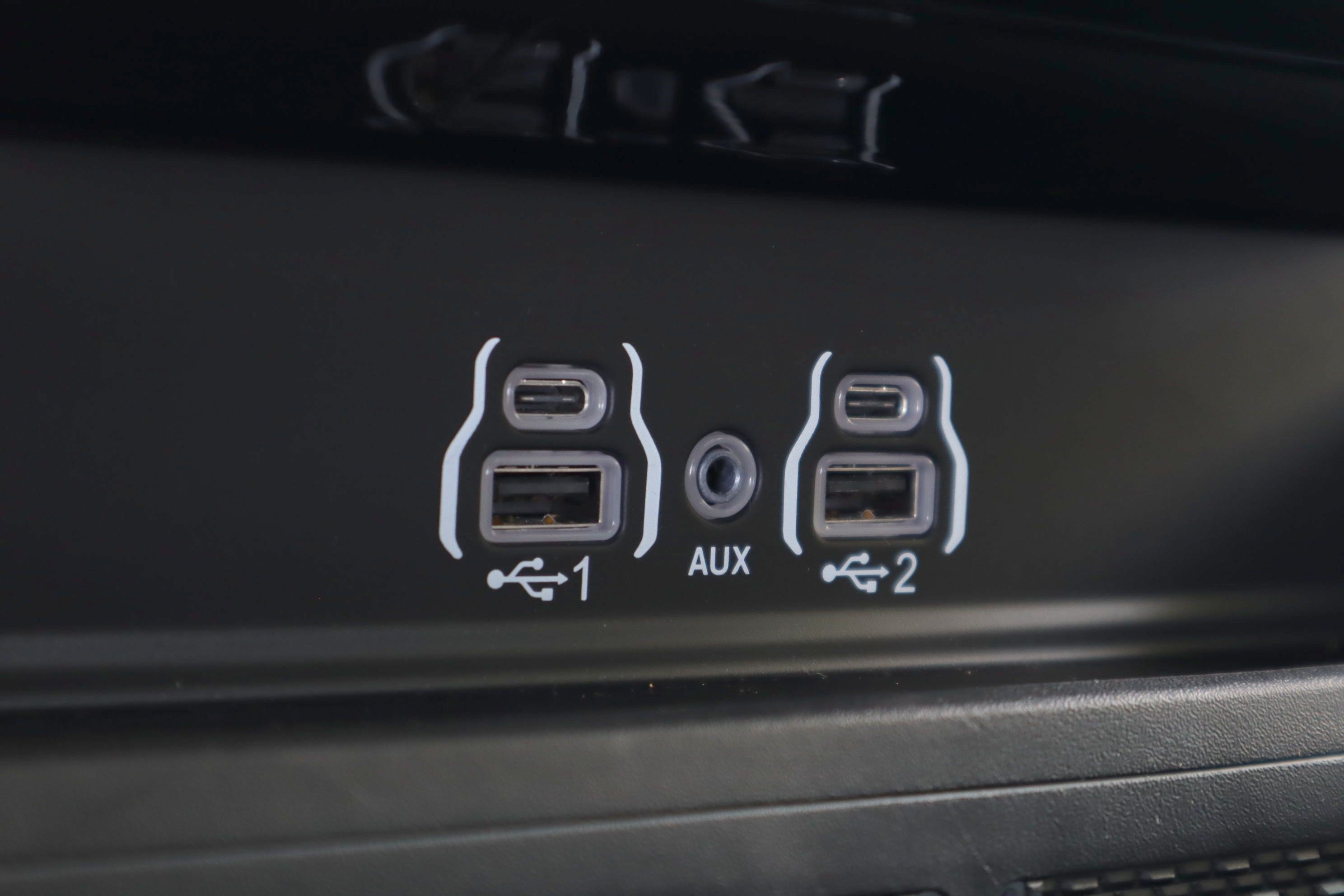Used 2026 RAM 3500 Laramie AWD/4WD image 25
