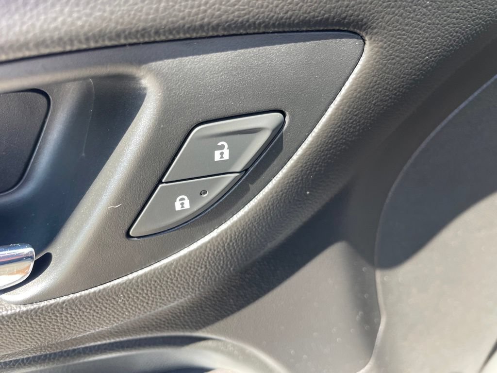 Used 2021 Chevrolet Equinox LT AWD/4WD image 11