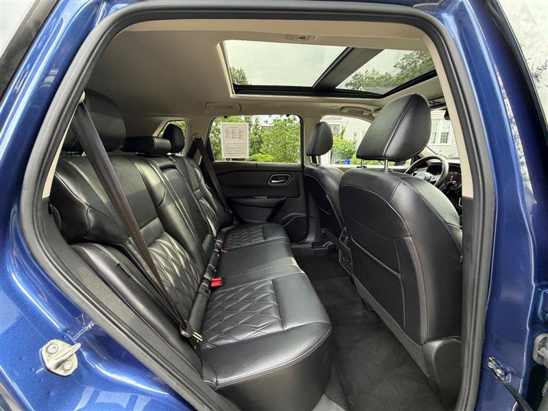 Used 2023 Nissan Rogue Platinum w/ Platinum Premium Package AWD/4WD image 22