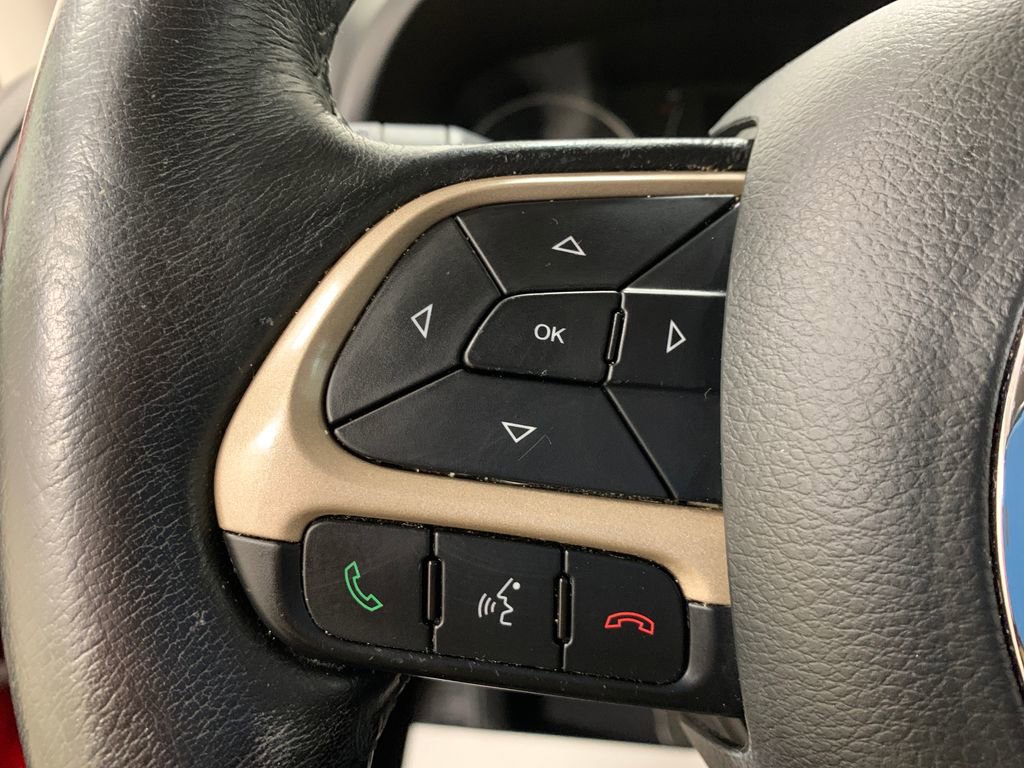 Used 2017 Jeep Renegade Latitude image 10