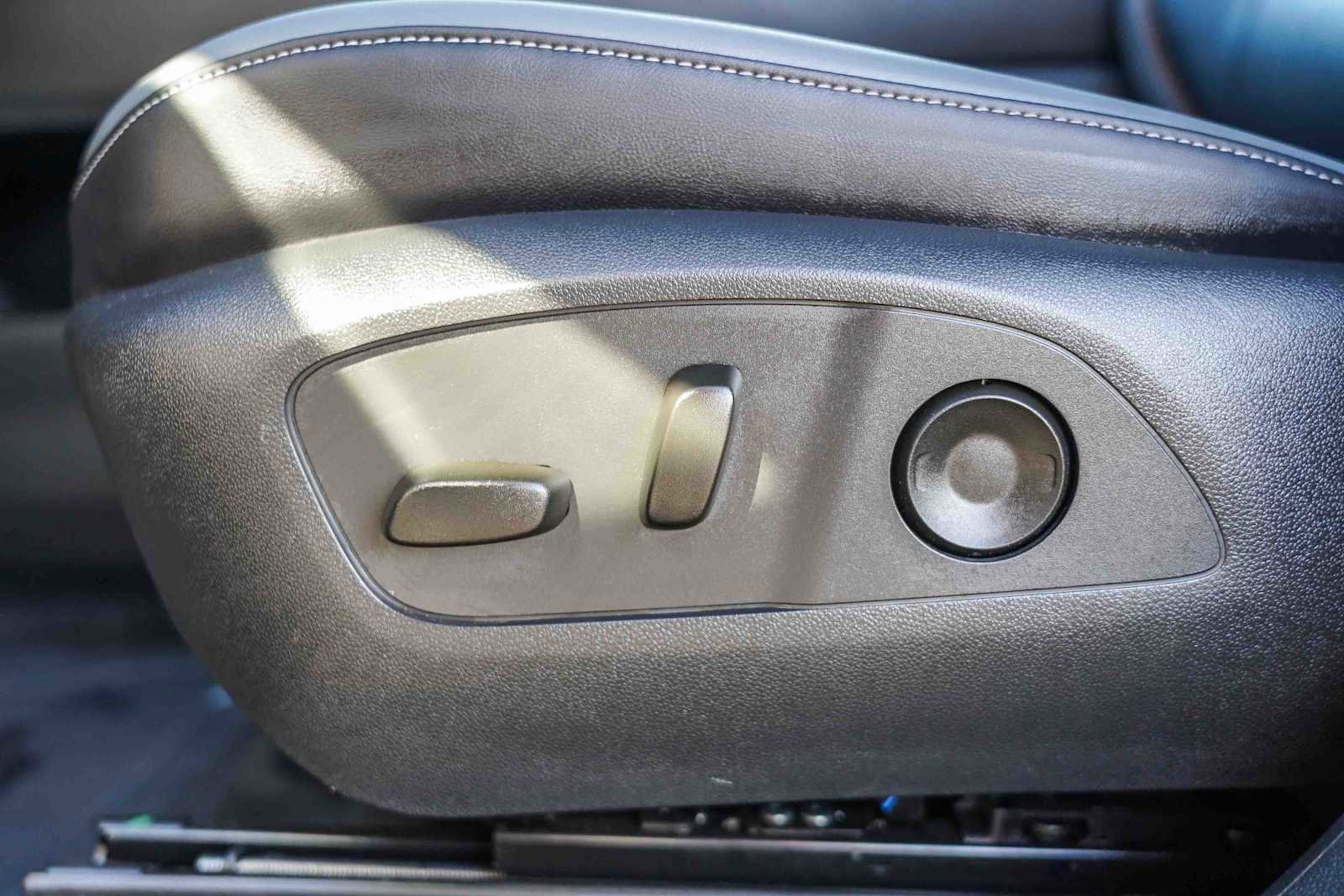 Certified 2024 Honda Prologue Touring image 21