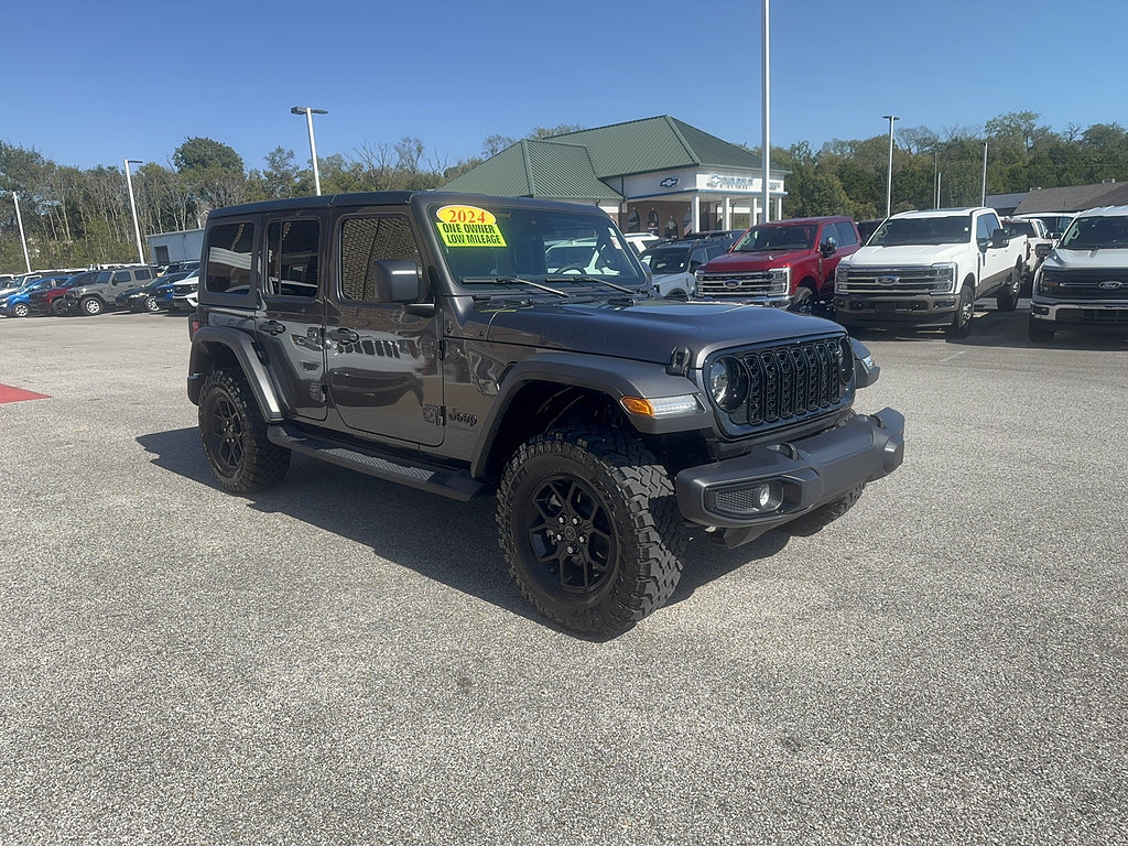 Used 2024 Jeep Wrangler Unlimited Sport AWD/4WD image 1