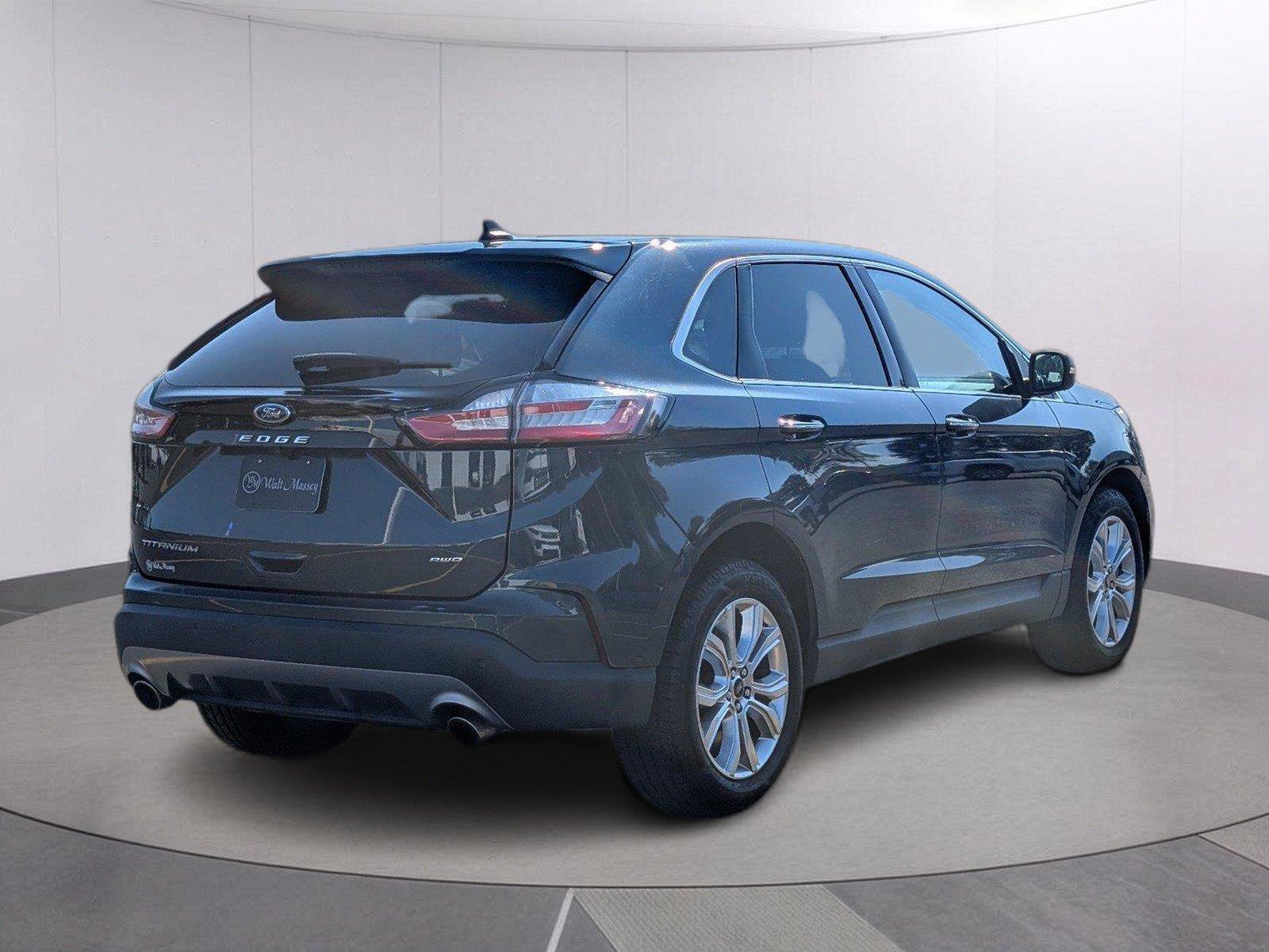 Used 2024 Ford Edge Titanium AWD/4WD image 7