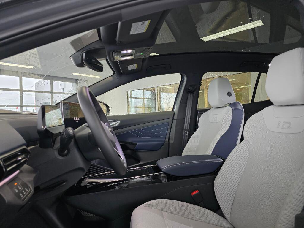 New 2026 Volkswagen ID.4 Pro S AWD/4WD image 16