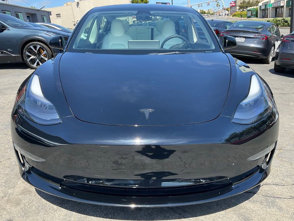 Used 2023 Tesla Model 3 Performance image 2