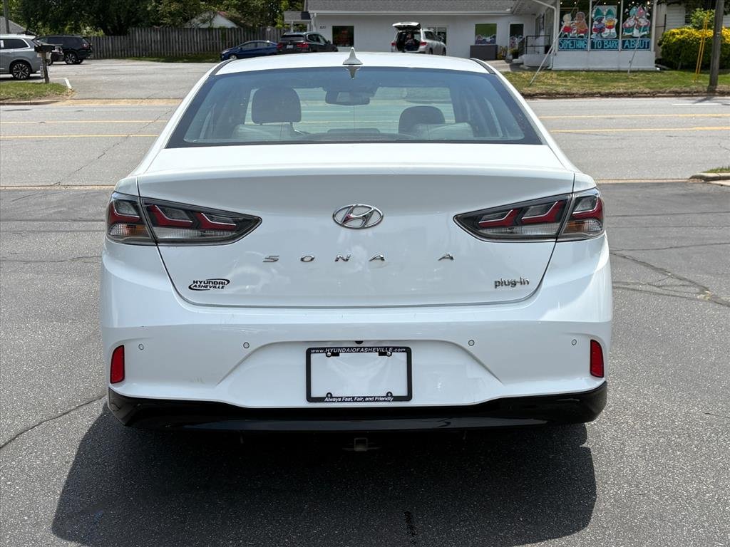 Used 2019 Hyundai Sonata Limited FWD image 4