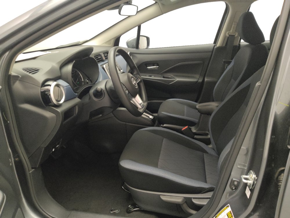 Used 2025 Nissan Versa SV w/ Trunk Package FWD image 17