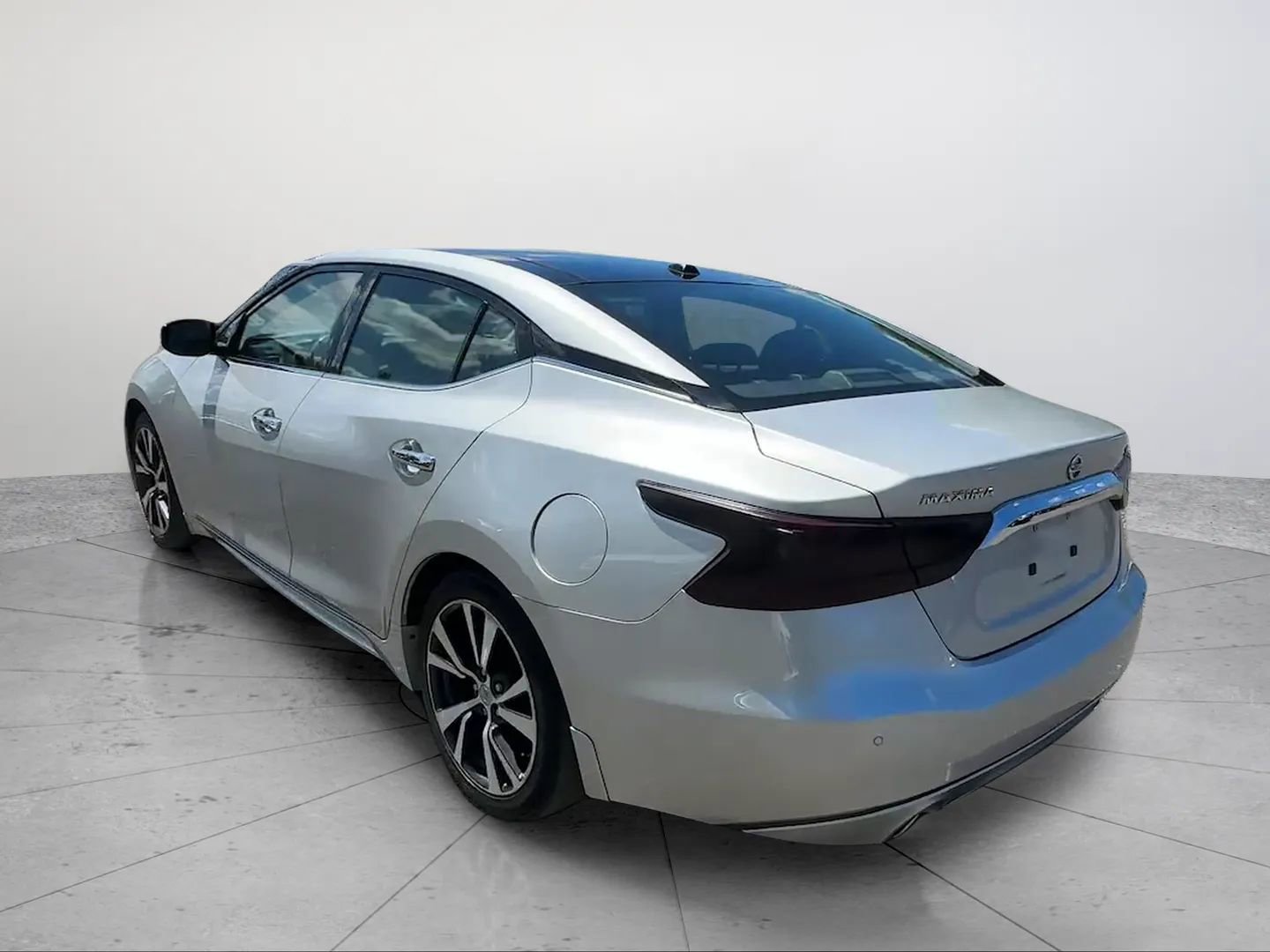 Used 2016 Nissan Maxima 3.5 SL FWD image 5