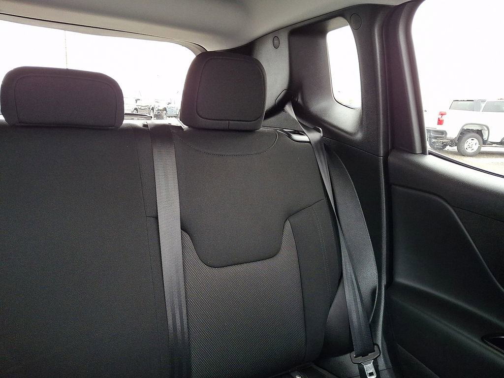 Used 2023 Jeep Renegade Latitude AWD/4WD image 21
