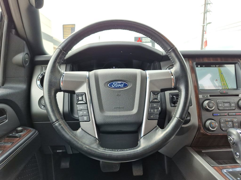 Used 2017 Ford Expedition Platinum RWD image 25