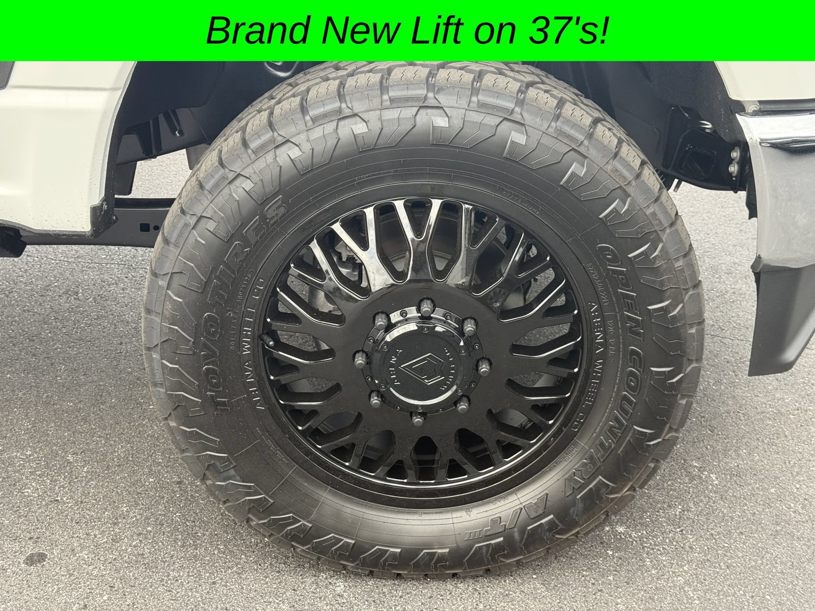 Used 2025 Ford F350 Lariat w/ Lariat Ultimate Package AWD/4WD image 38