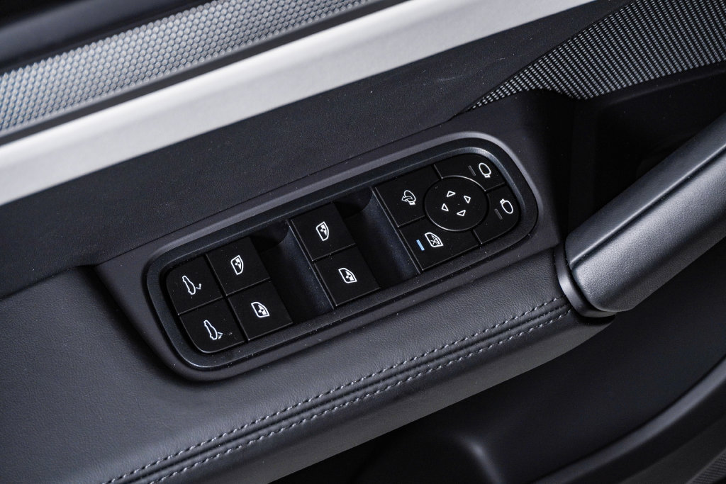 New 2026 Porsche Cayenne S AWD/4WD image 26