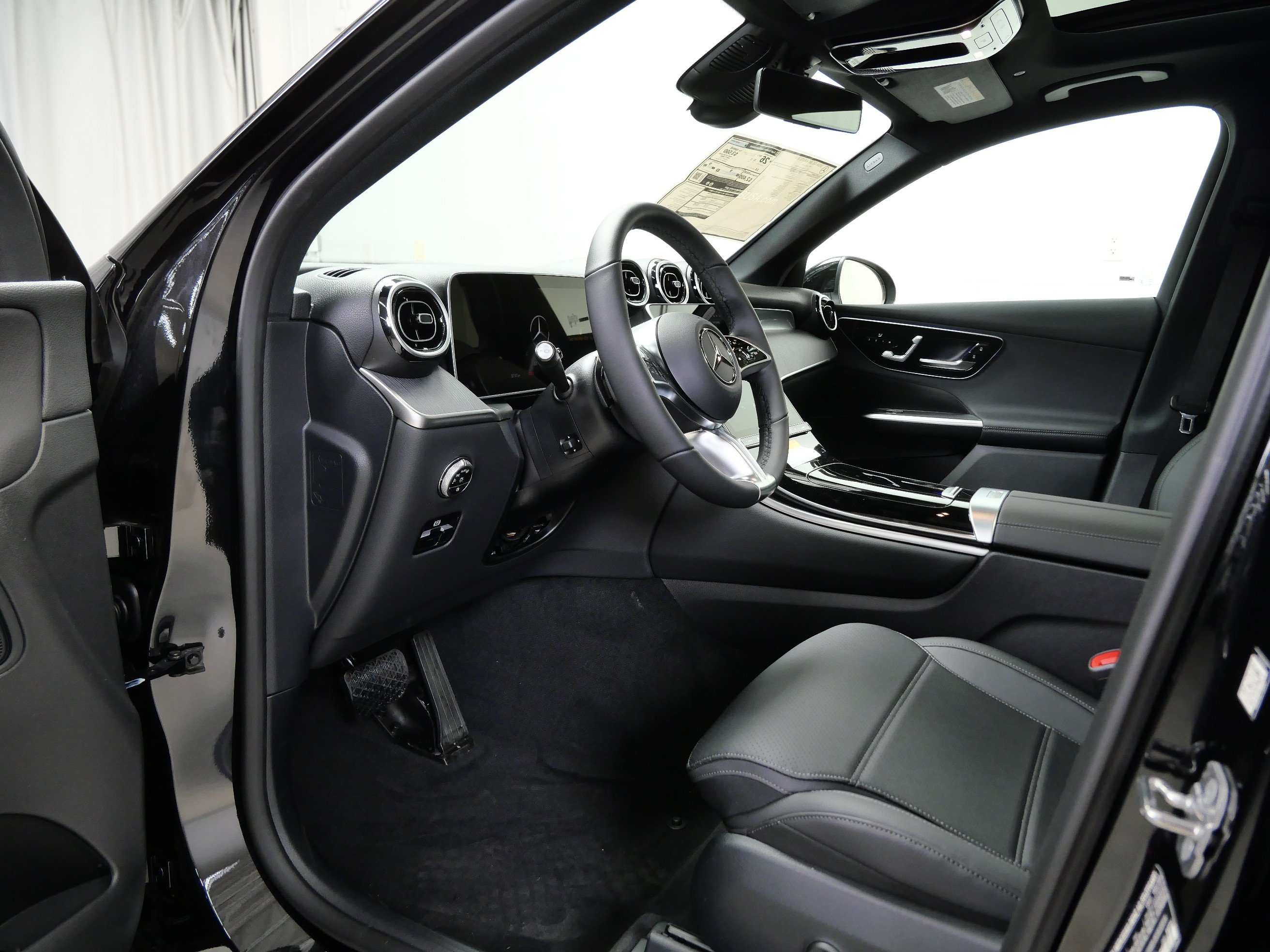 New 2026 Mercedes-Benz GLC 300 4MATIC image 7