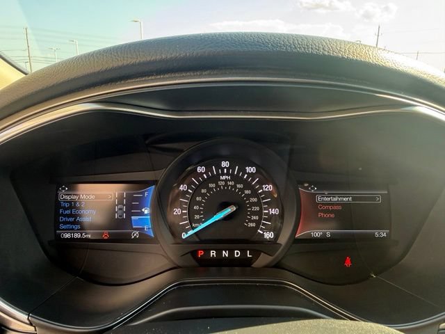 Used 2020 Ford Fusion SE FWD image 20