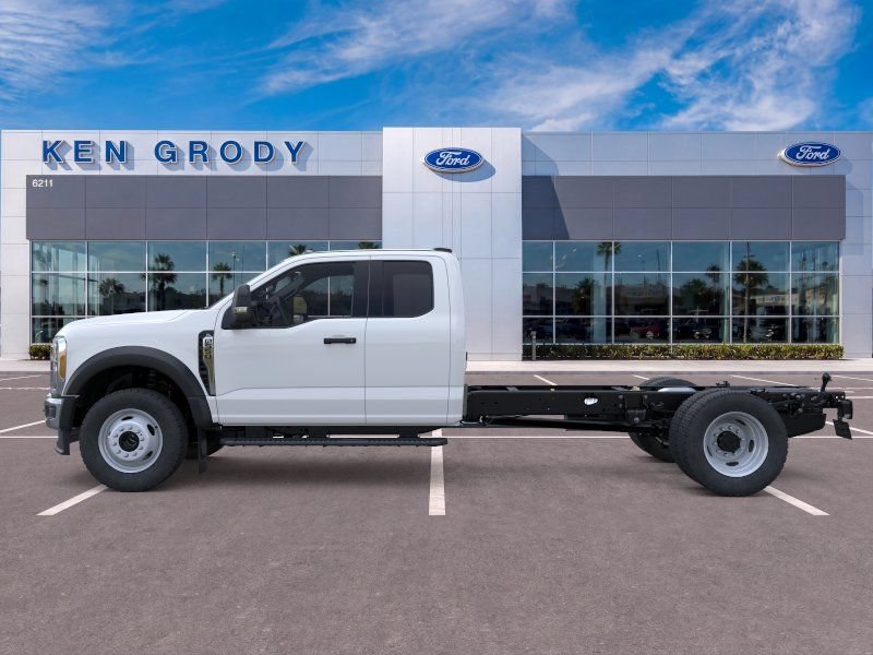 New 2026 Ford F550 4x4 Supercab Super Duty image 5