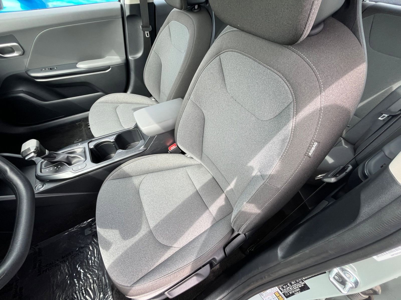 Used 2025 Kia K4 FWD image 37