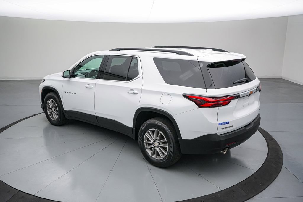 Used 2023 Chevrolet Traverse LT FWD image 6
