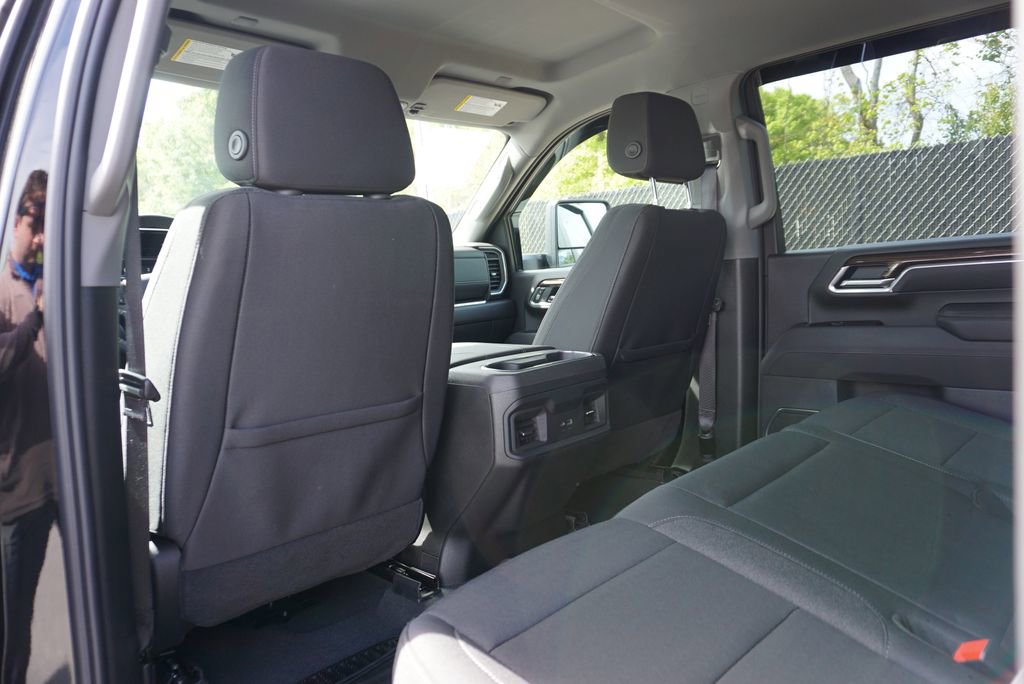 Used 2025 Chevrolet Silverado 2500 LT w/ All Star Edition image 38