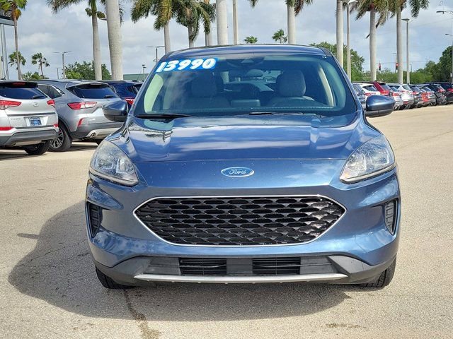 Certified 2020 Ford Escape SE FWD image 2