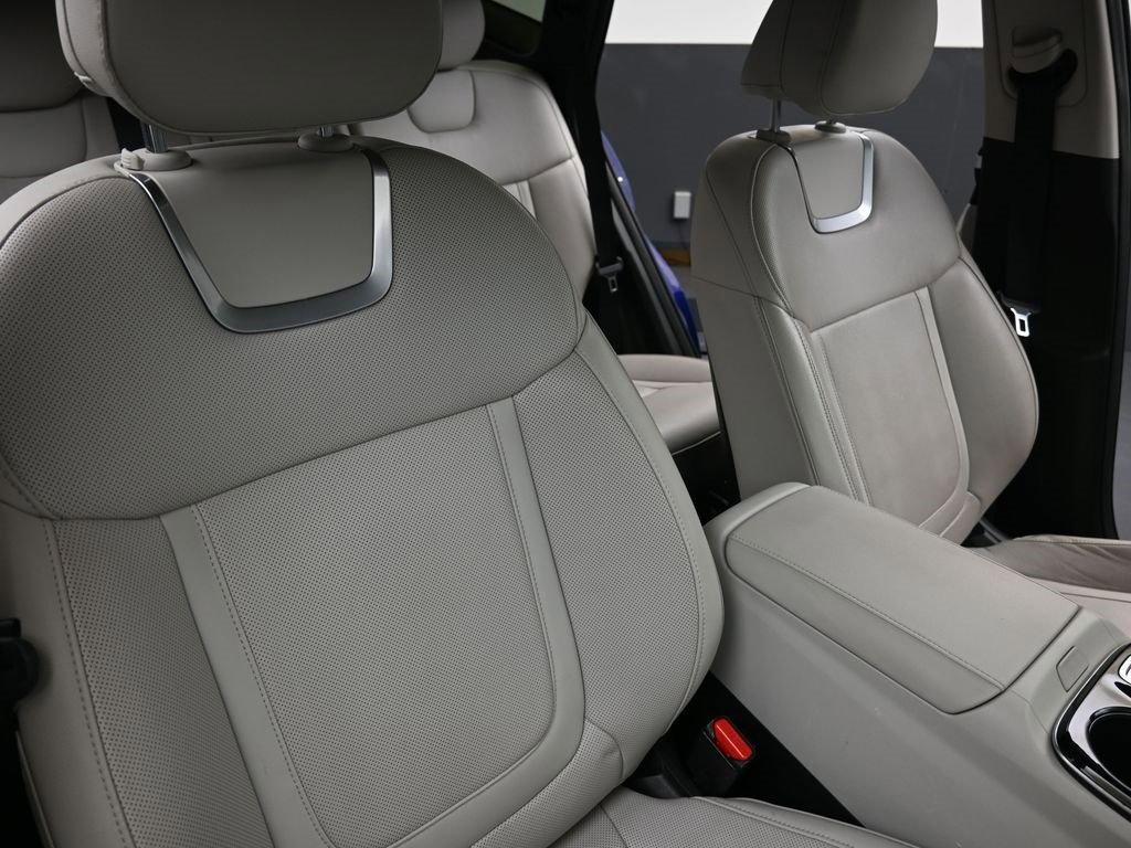 Certified 2023 Hyundai Tucson Limited w/ Winter Package image 14