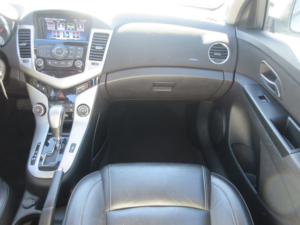 Used 2013 Chevrolet Cruze LT w/ RS Package image 16