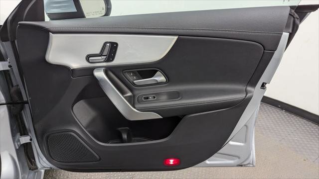 Used 2025 Mercedes-Benz CLA 250 image 22