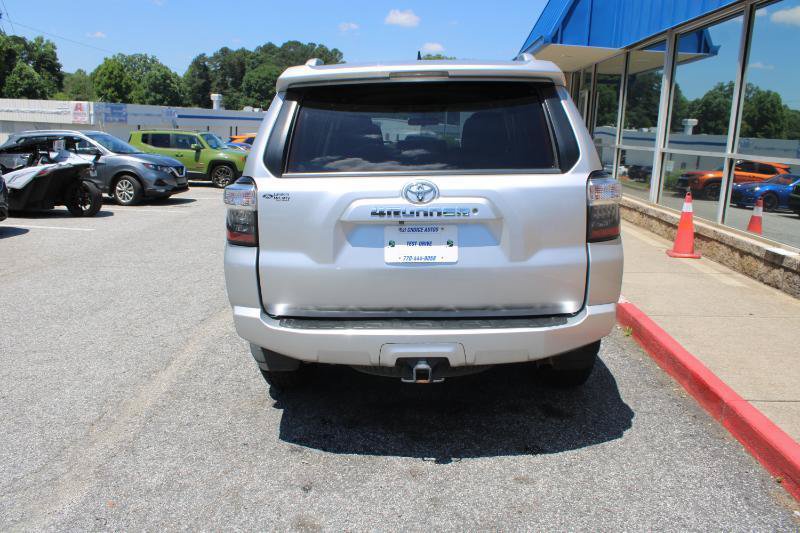Used 2018 Toyota 4Runner SR5 RWD image 5