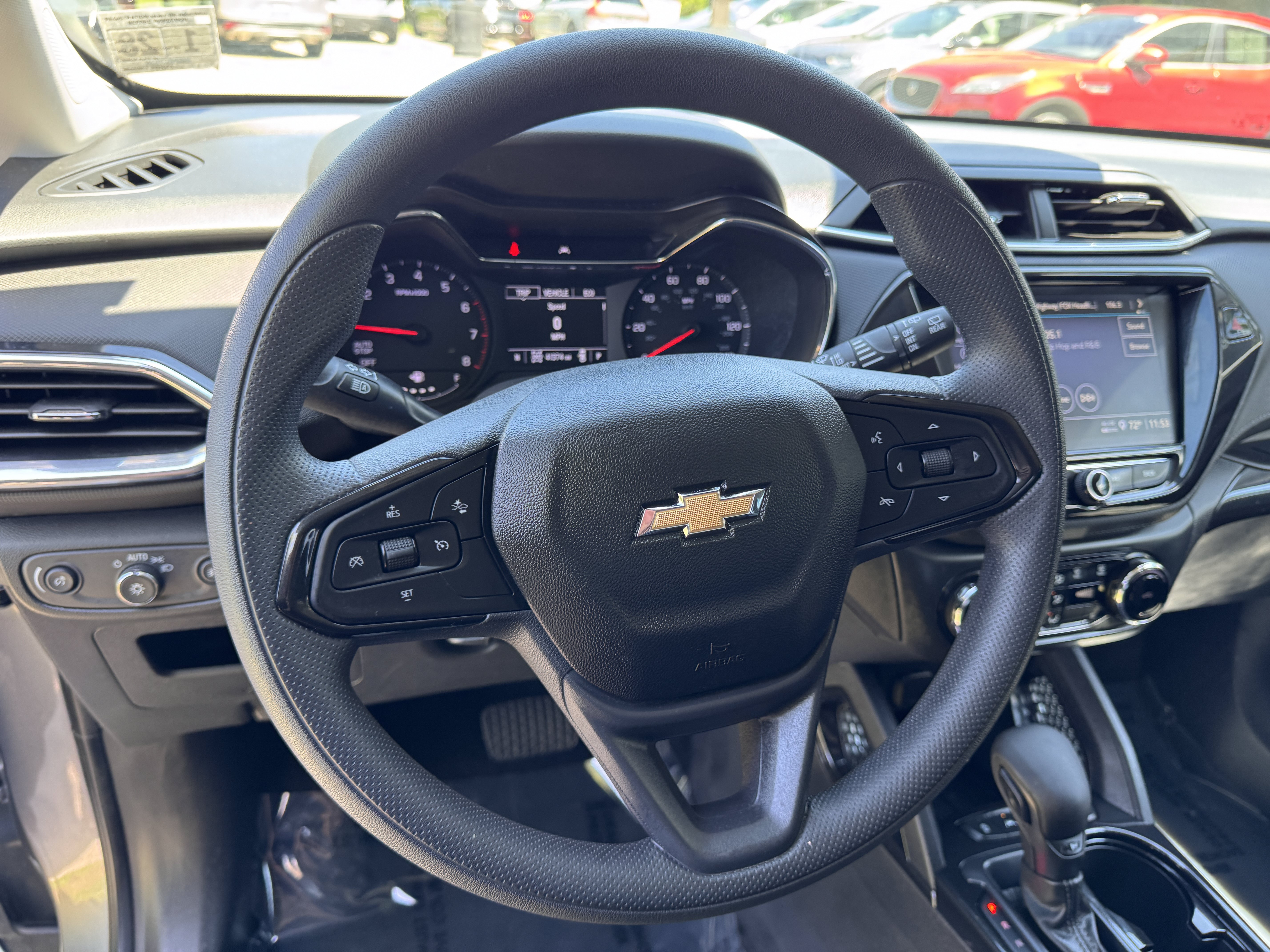 Used 2023 Chevrolet TrailBlazer LT w/ Convenience Package AWD/4WD image 17