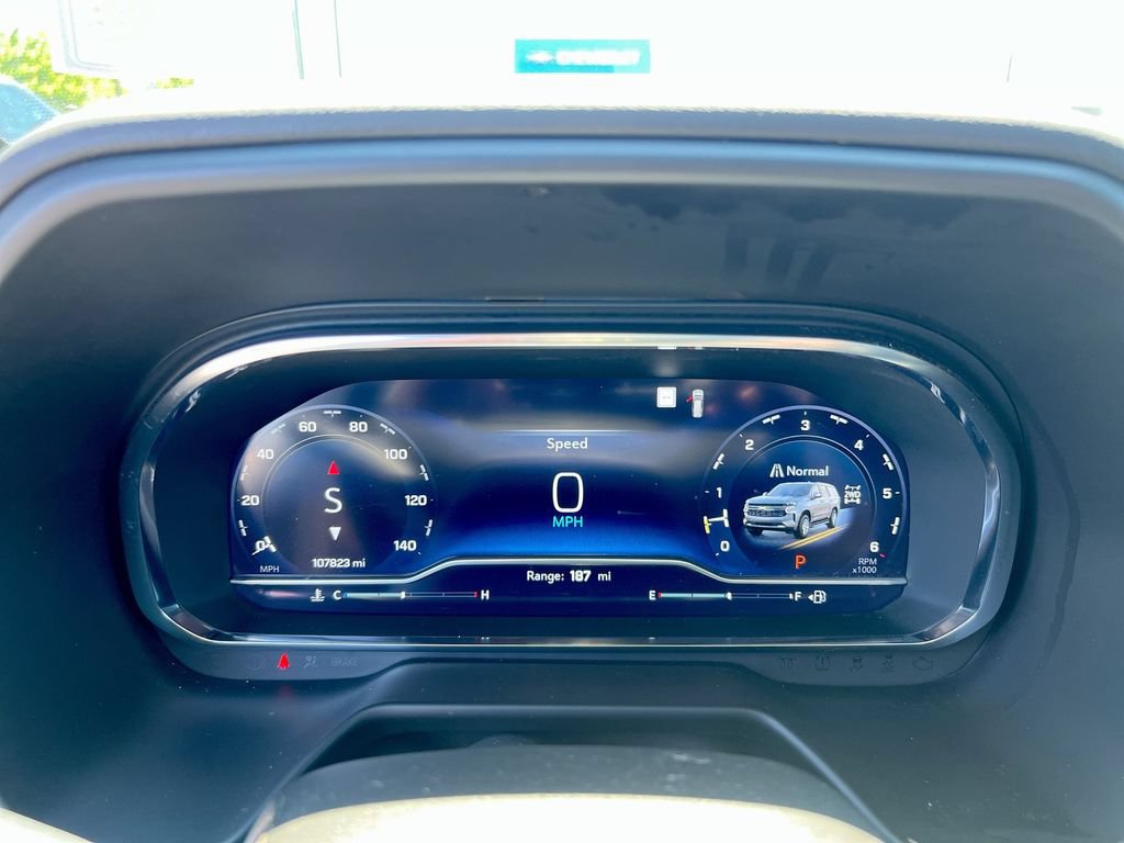 Used 2022 Chevrolet Tahoe Premier AWD/4WD image 11