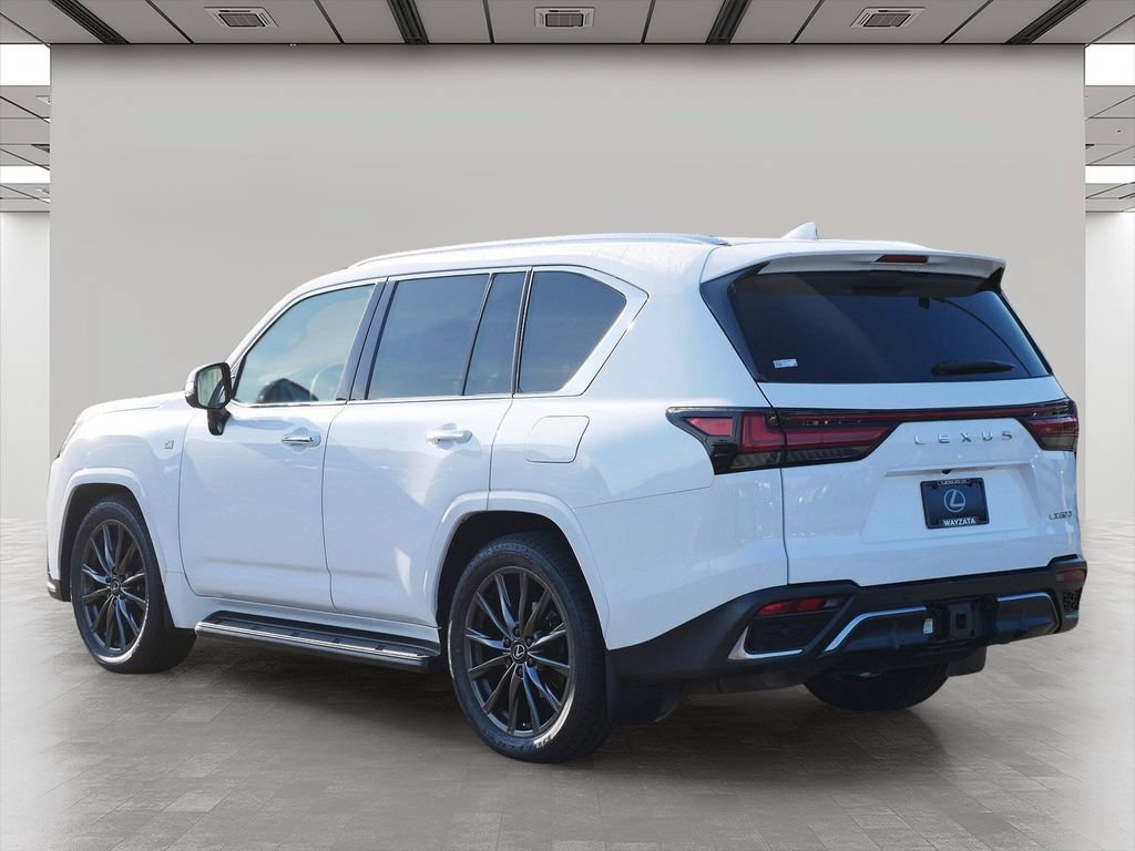 Used 2023 Lexus LX 600 F Sport w/ Accessory Package (Z1) AWD/4WD image 4