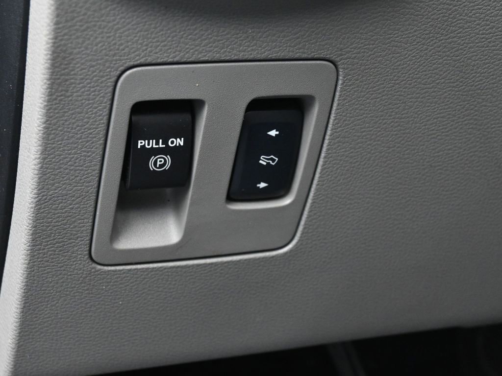 Used 2018 Ford F150 XLT w/ Equipment Group 302A Luxury image 17