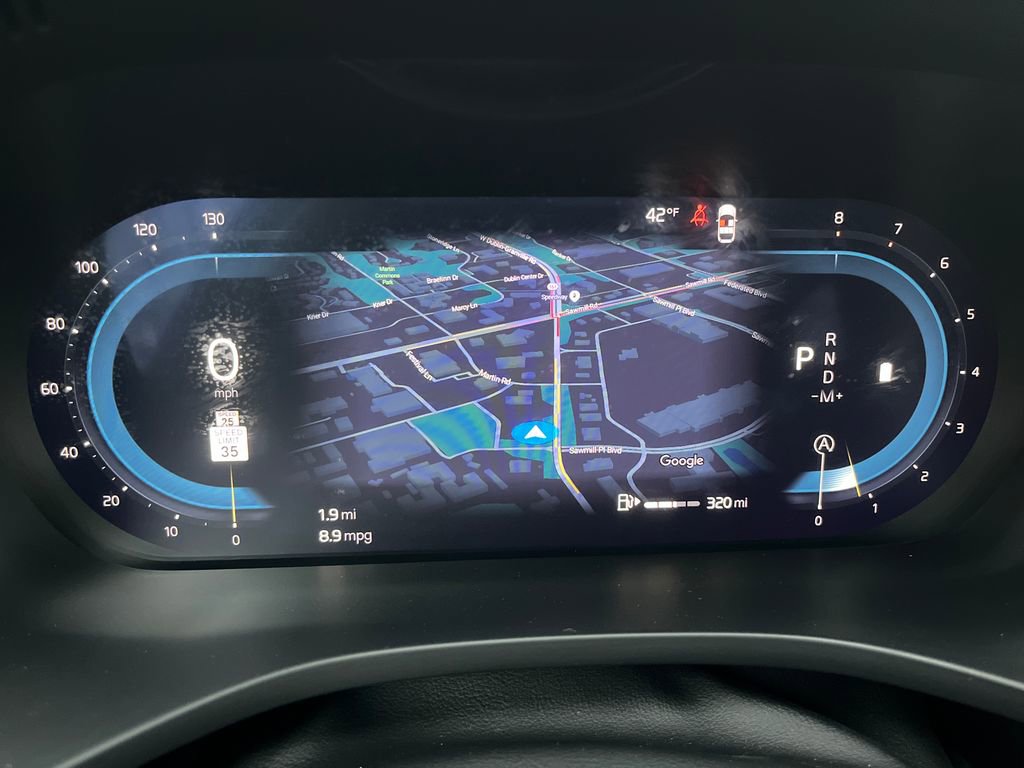 Used 2025 Volvo XC60 B5 Plus image 16