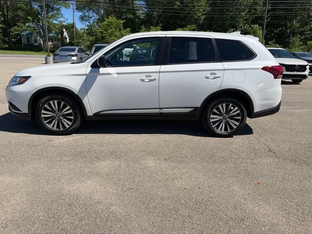 Used 2020 Mitsubishi Outlander ES AWD/4WD image 3