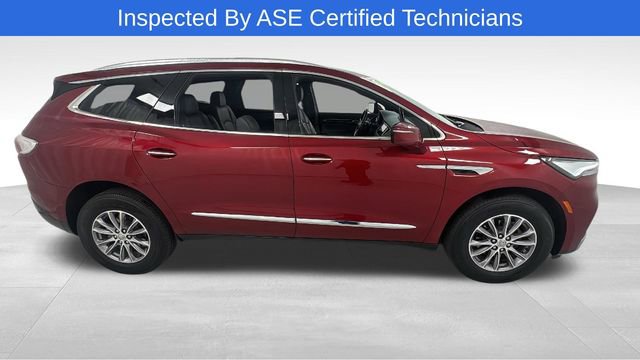 Used 2024 Buick Enclave Premium image 2