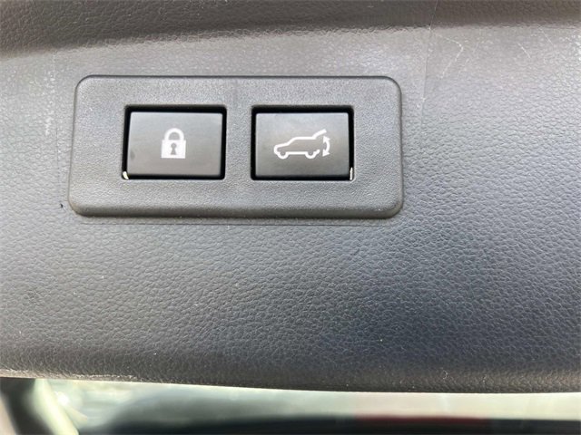 Used 2022 Subaru Outback Touring XT image 13