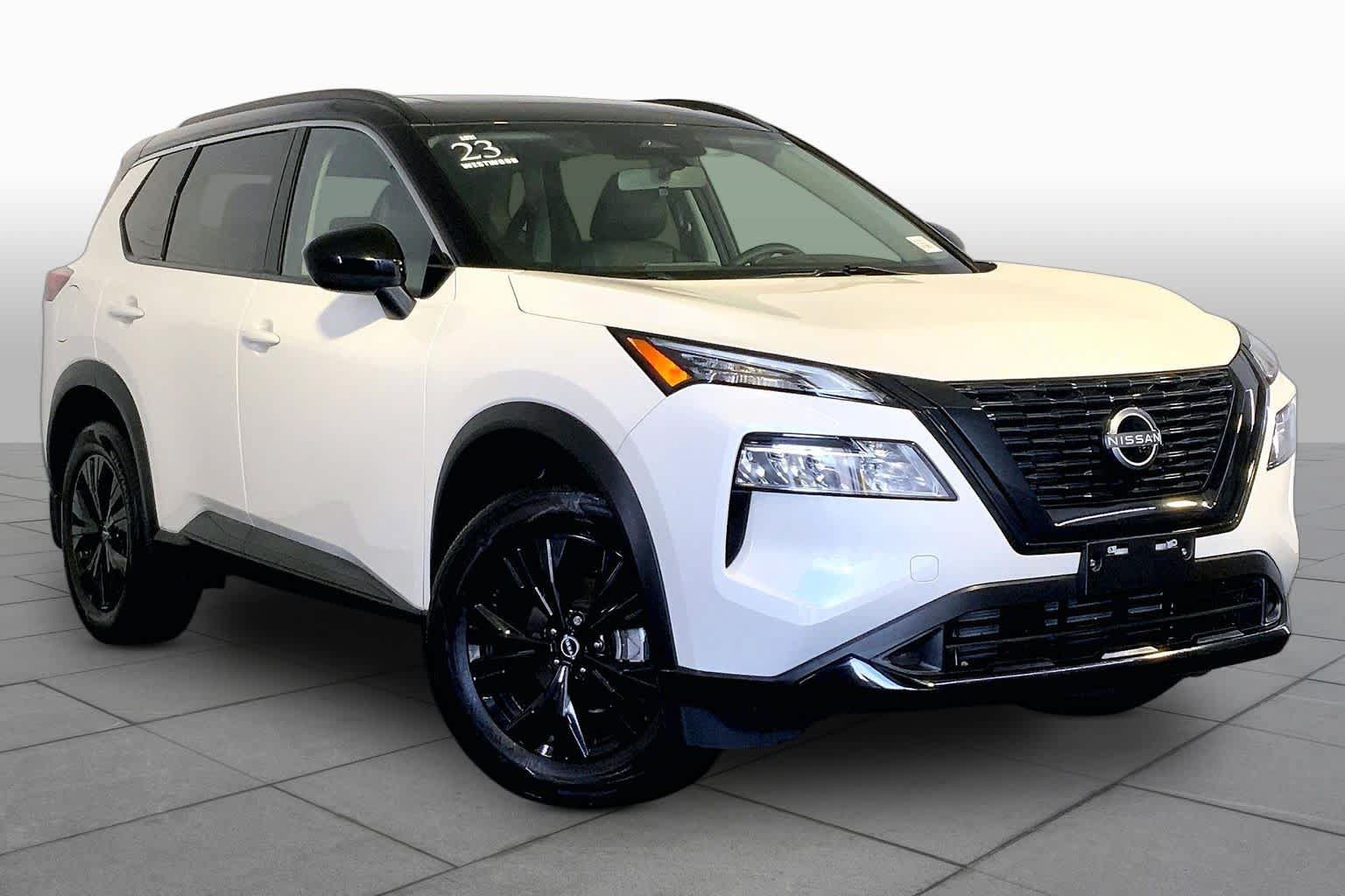 Used 2023 Nissan Rogue SV w/ SV Premium B Package AWD/4WD image 3