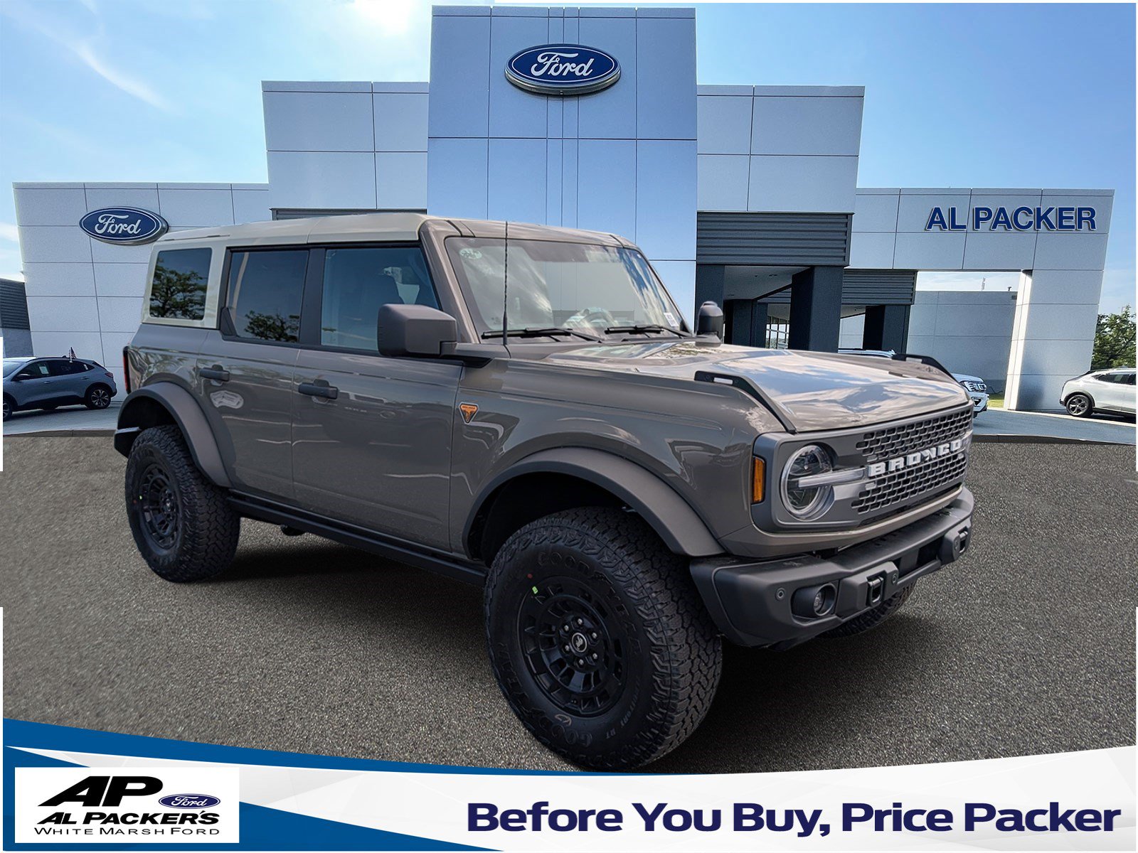 New 2026 Ford Bronco Badlands AWD/4WD image 1