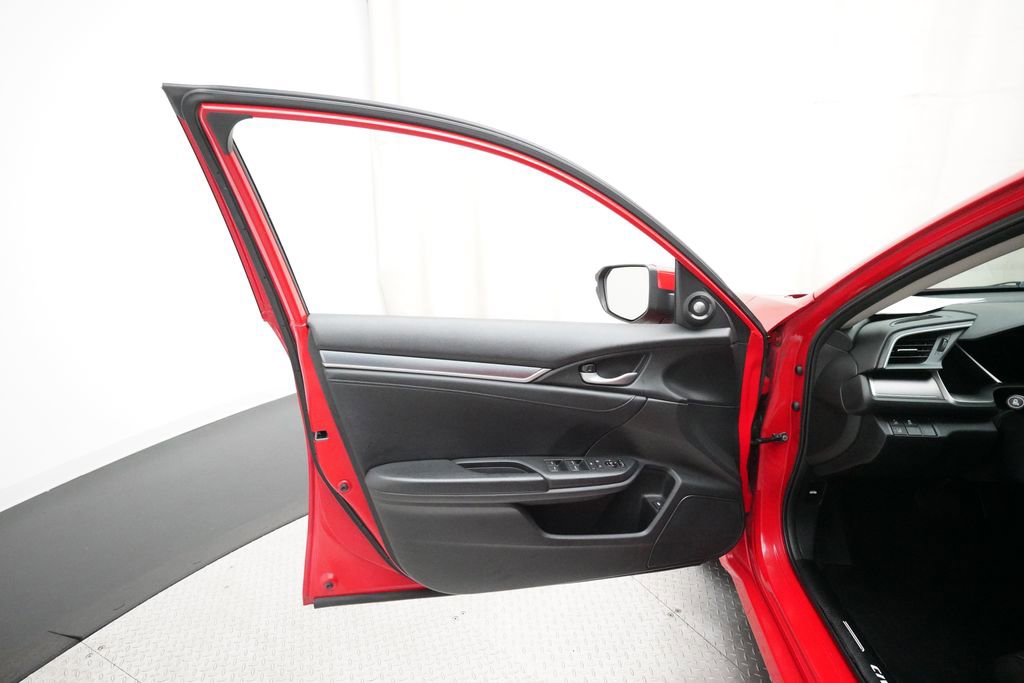 Used 2017 Honda Civic Touring image 27