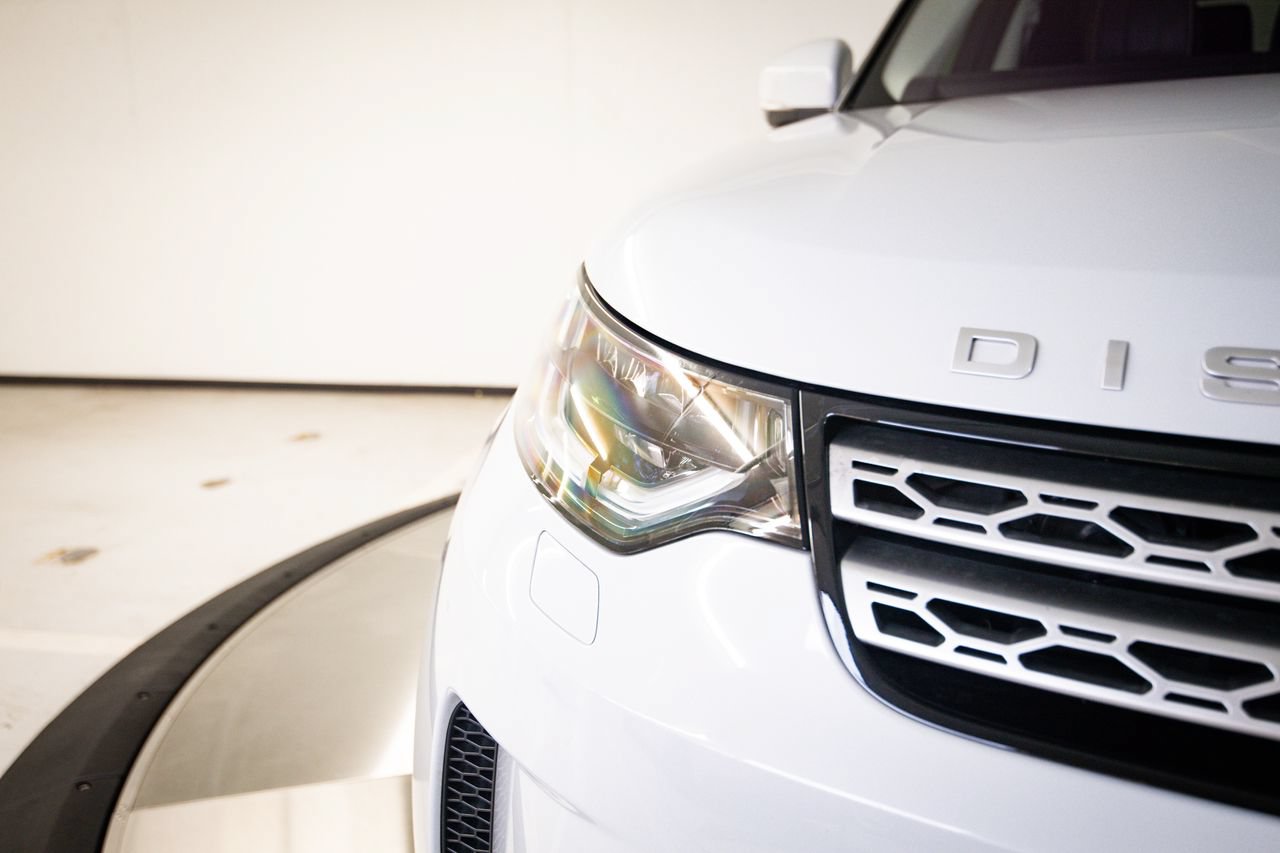 Used 2020 Land Rover Discovery HSE Luxury AWD/4WD image 13