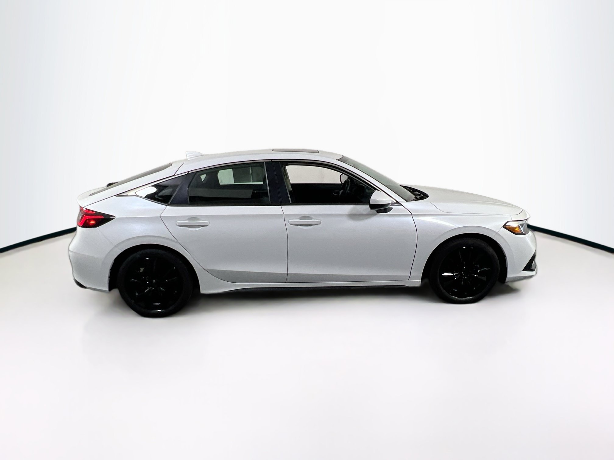 Used 2023 Honda Civic EX-L image 4