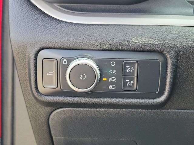 Used 2022 Ford Explorer XLT w/ Equipment Group 202A RWD image 24