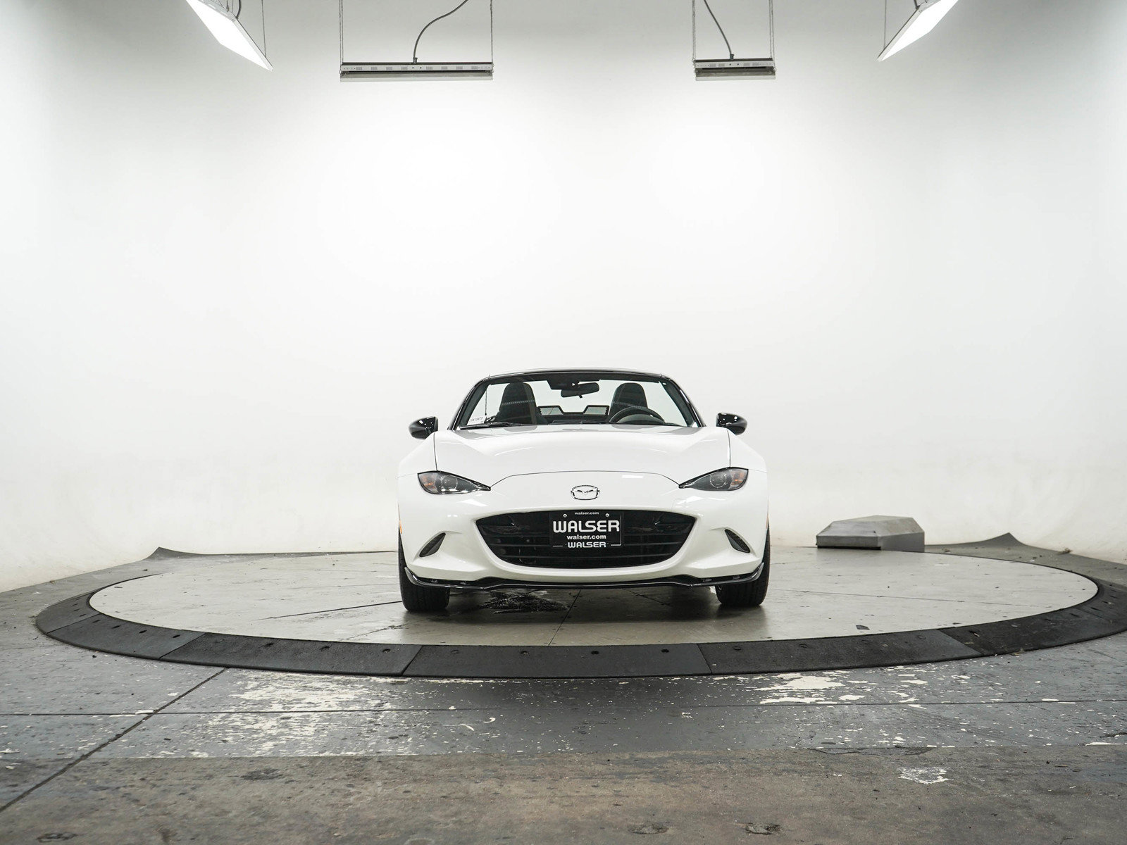 Used 2023 MAZDA MX-5 Miata Club w/ Appearance Package RWD image 10