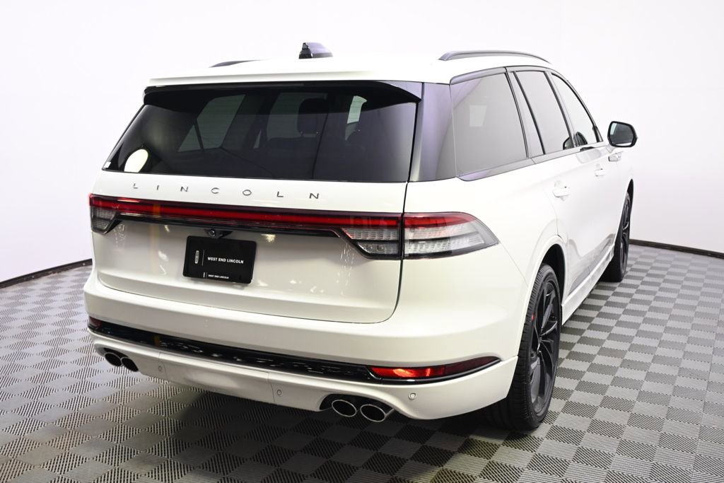New 2026 Lincoln Aviator Reserve image 6