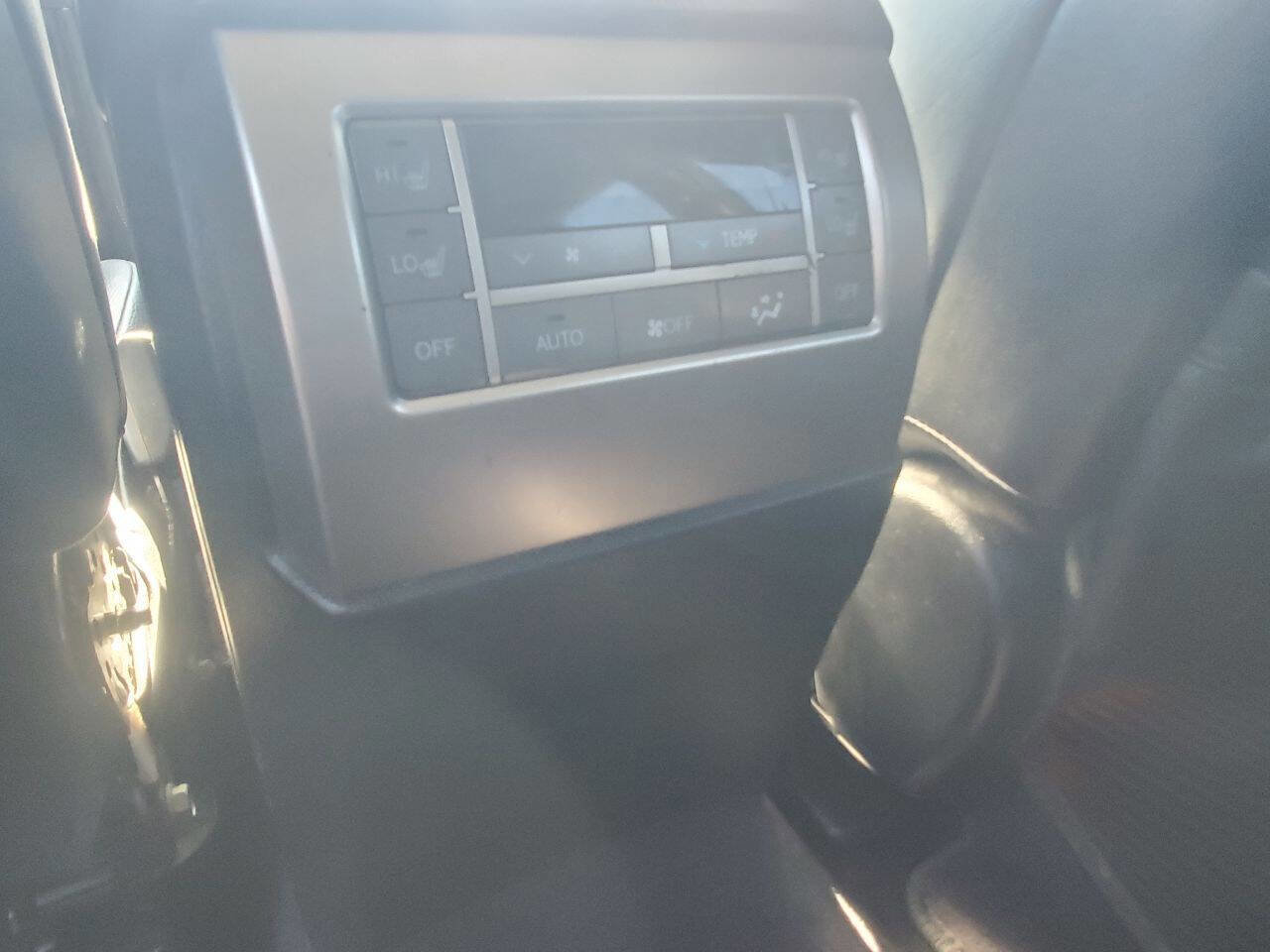 Used 2015 Lexus GX 460 image 24