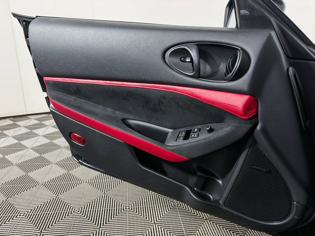 Certified 2024 Nissan Z Performance w/ Floor Mat Package image 48