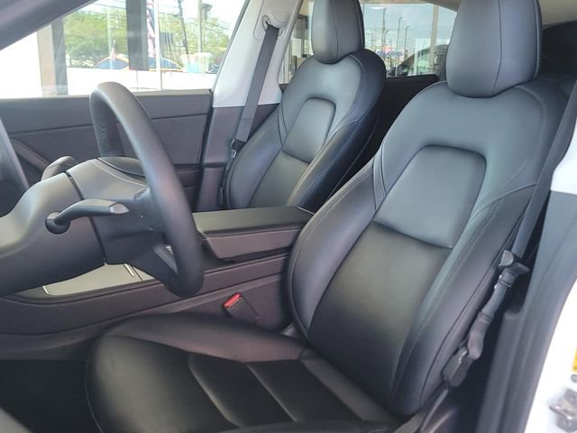Used 2021 Tesla Model Y Long Range image 10