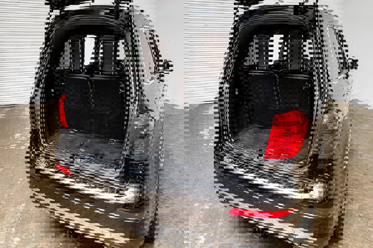 Used 2014 Mercedes-Benz GL 450 4MATIC image 46