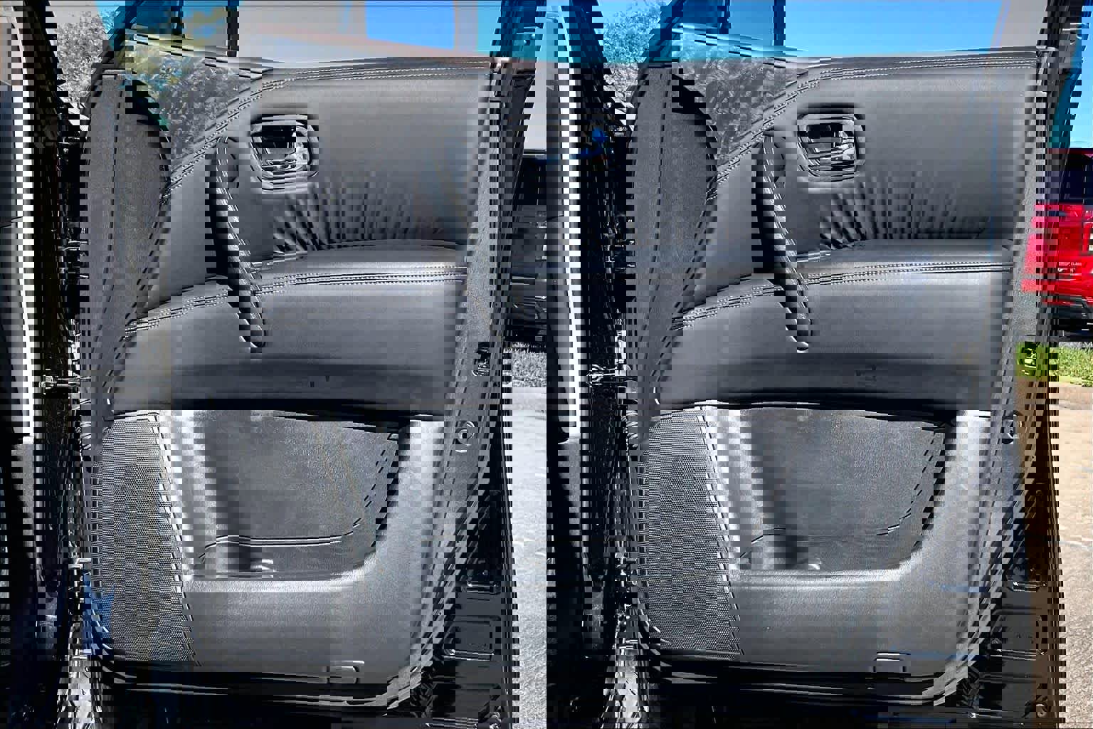 Used 2023 Nissan Armada Platinum w/ Cargo Package image 20