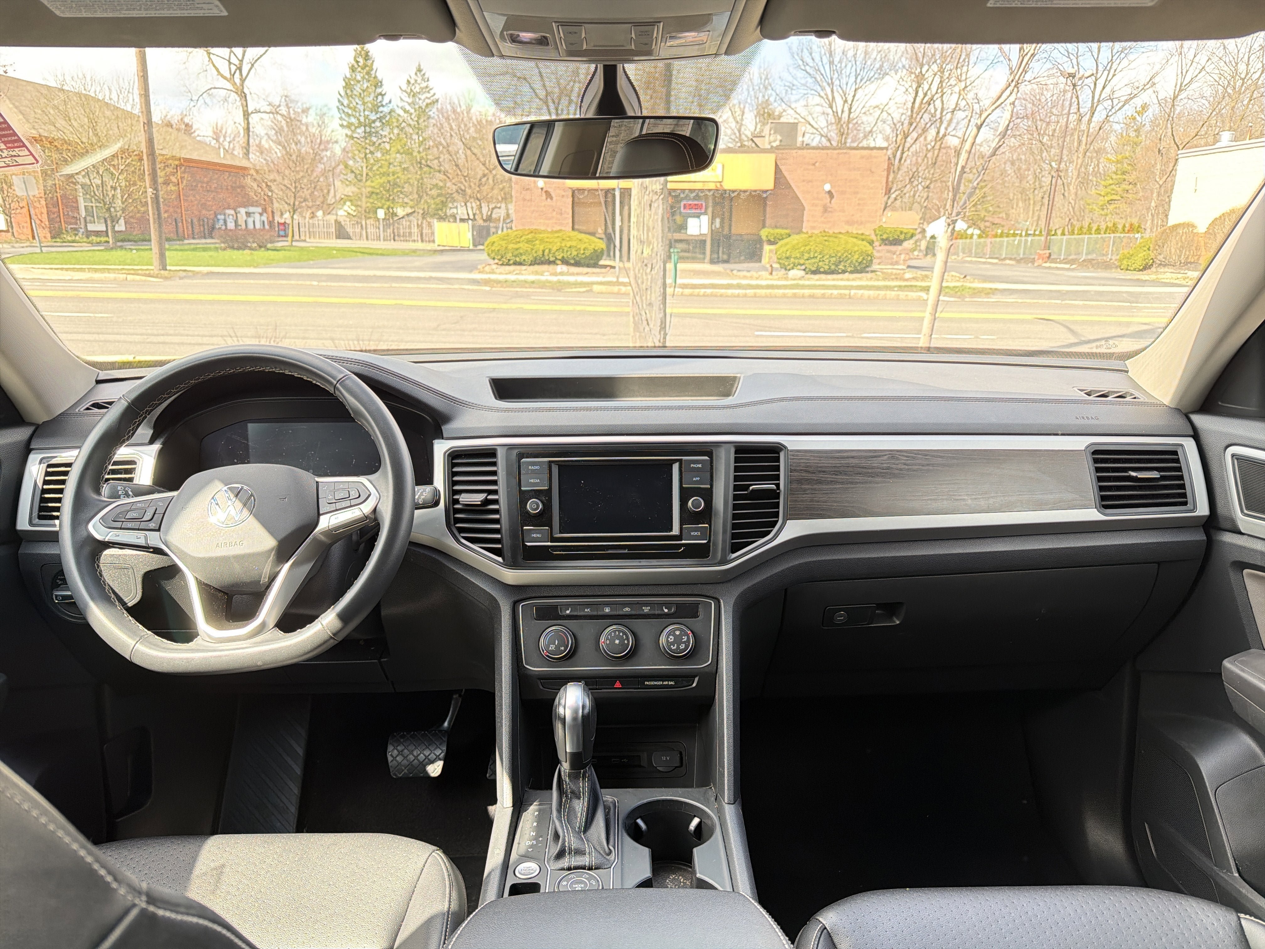 Used 2022 Volkswagen Atlas SE AWD/4WD image 9